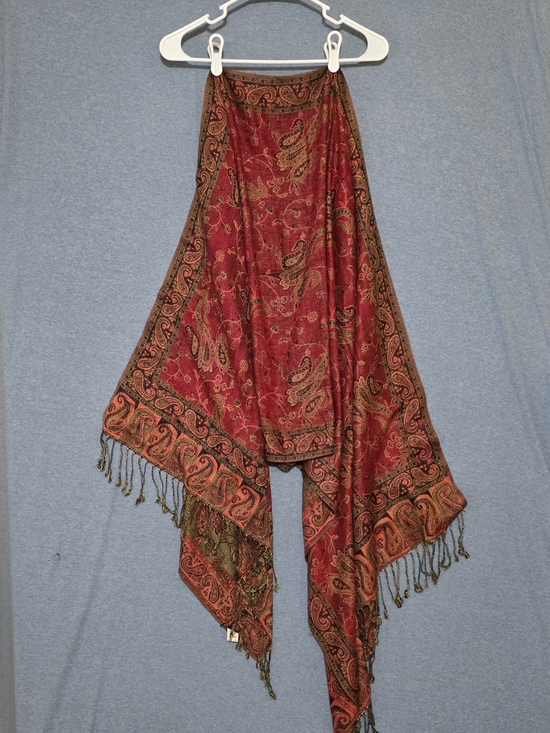 Pashnina Accessories - Pashnina Red Paisley Fringe Wrap Scarf. 75×28in.